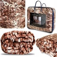 Koc AKRYLOWY w Walizce NARZUTA 160x200 PUSZYSTY na PREZENT Beżowy Sarna