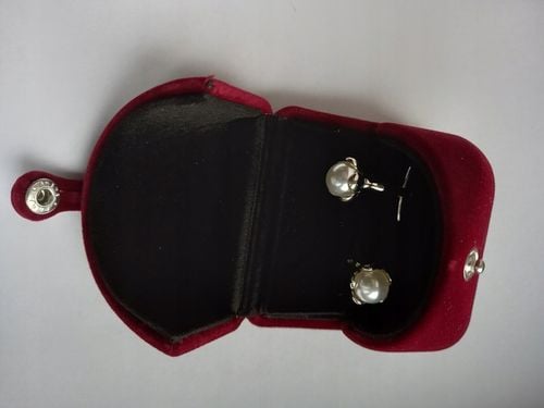 Srebrne spinki do mankietów Exciting z Perłą na Arena.pl