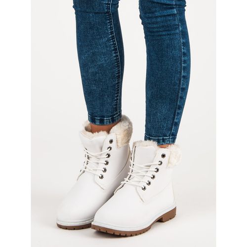 Zgrabne traperki białe r.40 na Arena.pl