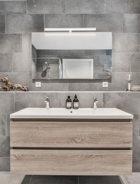 Podłużna lampa ścienna VALLES LE42875 listwa LED 18W biała zdjęcie 2