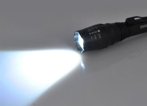 Latarka LED CREE XML-T6 na Arena.pl