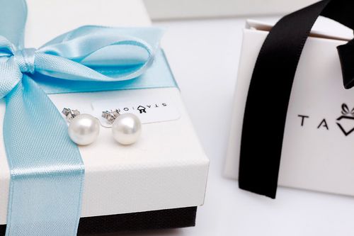 Srebrne kolczyki Staviori z perłami na Arena.pl