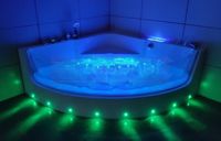 PIĘKNA NAROŻNA WANNA Z HYDROMASAŻEM LED PLUS 150CMX150CM SZYBA 10mm PIĘKNA NAROŻNA WANNA Z HYDROMASAŻEM LED PLUS 150CMX150CM SZYBA 10mm