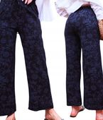 Spodnie Letnie Damskie Szeroka Nogawka Luźne Kwiaty M/L GRANATOWE