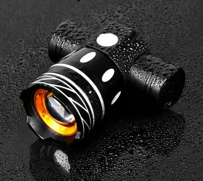 LAMPKA ROWEROWA T6 USB + TYŁ zdjęcie 8