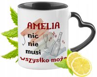 Dla Amelii Kubek Czarny Z Uszkiem W Kształcie Serca Na Prezent Z Nadrukiem
