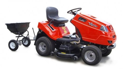 OLEO-MAC SP31574 SIEWNIK ROZSIEWACZ DO TRAKTORKA OGRODOWY DO NASION NAWOZU NAWOZÓW SOLI PIASKU - Poj. 60 L - OFICJALNY DYSTRYBUTOR -AUTORYZOWANY DEALER OLEO-MAC na Arena.pl