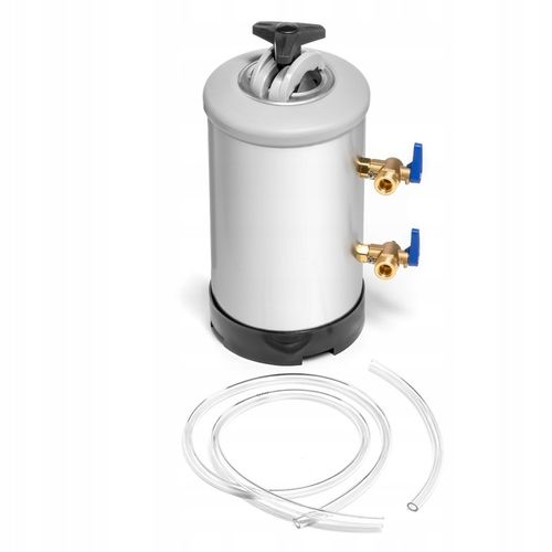 ZMIĘKCZACZ PRZEPŁYWOWY DO WODY 8L FORGAST FG00408 na Arena.pl