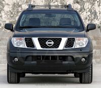 Nissan Navara - Chromowane Listwy Chrome Grill Atrapy Zderzaka Tuning