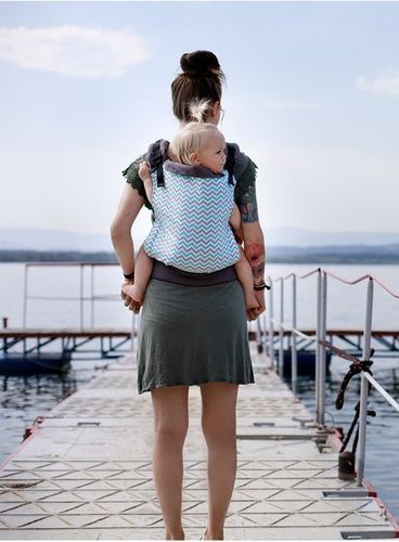 Nosidełko Kinder Hop Basic: Turquoise Zig Zag Regulowane na Arena.pl