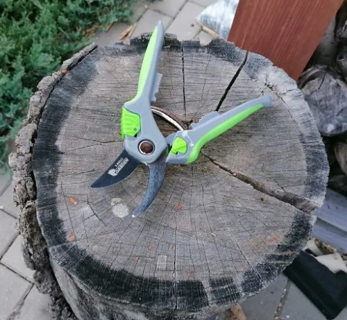 Sekator ogrodowy cięcie 18mm nożyce z regulacją do dużych i małych dłoni na Arena.pl