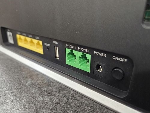 Router HUAWEI HA35-22 karta SIM 4G LTE ADSL VDSL WIFI 2,4/5 AC1200 4xGE USB na Arena.pl