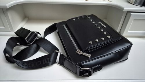 TOREBKA NA RAMIĘ LISTONOSZKA MONNARI PASEK LOGO na Arena.pl