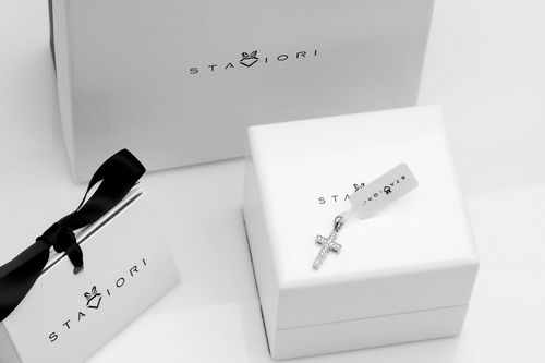 Złoty wisiorek WBD1902 - Diament na Arena.pl