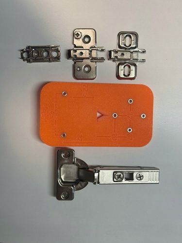 Szablon montażowy do prowadników zawiasów nakładanych meble na wymiar na Arena.pl