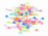 KORALIKI PLASTIK ŚWIECĄCE W CIEMNOŚCI MIX 6MM 50SZT