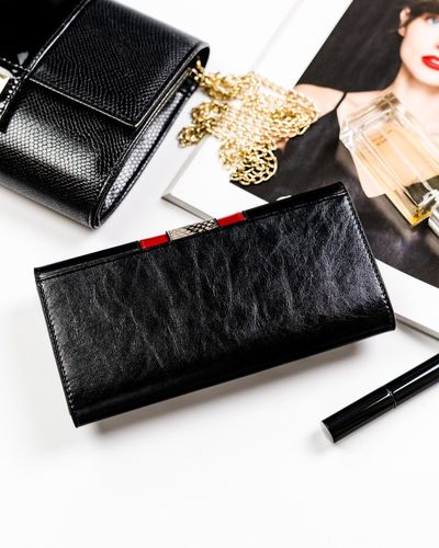 elegancki portfel damski z wężowym wzorem - peterson na Arena.pl