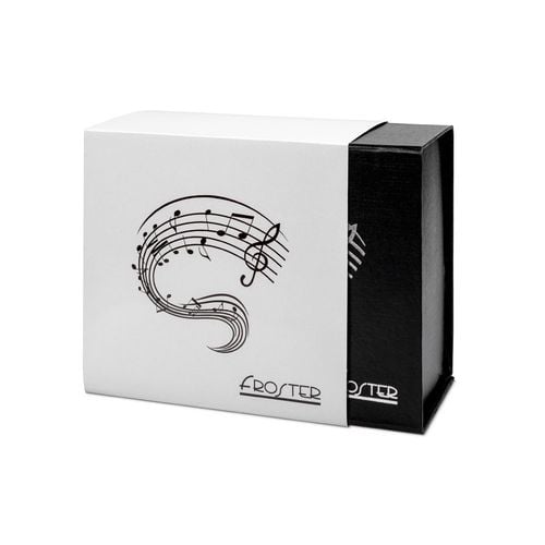 Kubek Muzyka - Saksofon na Arena.pl