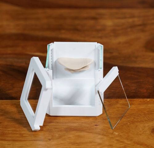 Terrarium szklane -6,5 x 6,5 x 6,5 dla pająka, modliszki, skakuna na Arena.pl