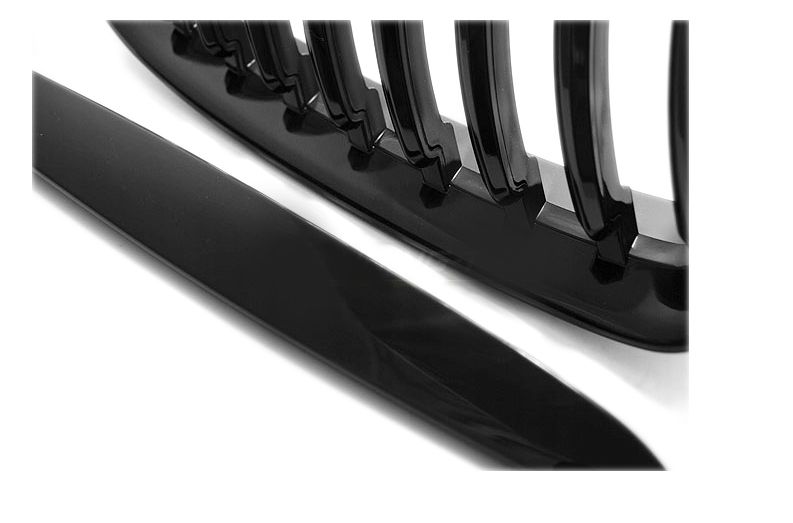 GRILL NERKI BMW E90/E91 05-08 BLACK POŁYSK zdjęcie 3