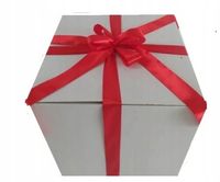 Duże pudełko prezentowe karton białe 50x50x50 cm z 2 satynowymi wstążkami