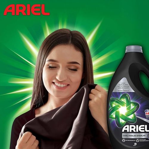 Żel do Prania Czarnego i Ciemnego Ariel Revita Black 2,2 L na Arena.pl