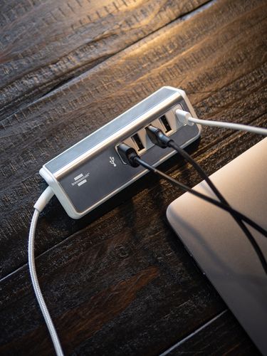 Stacja ładująca USB Brennenstuhl estilo 4xUSB-A 1xUSB-C Power Delivery 20W na Arena.pl