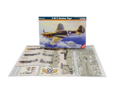 A8425 Model samolotu do sklejania P-40 E' ALEUTIAN na Arena.pl