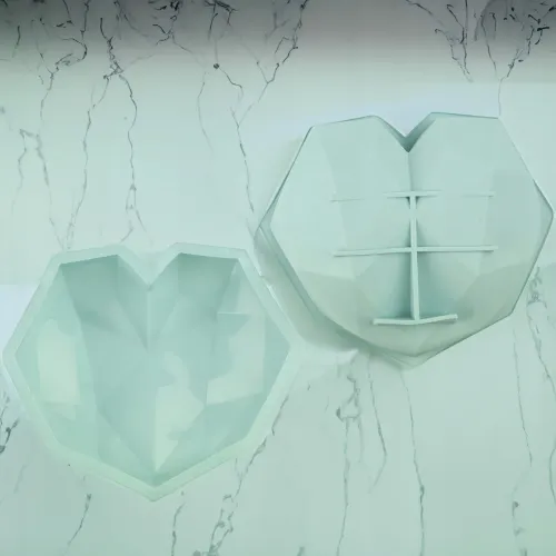 FORMA SILIKONOWA SERCE 5,5 x 22 x 20 CM LODY MUS CIASTO DESER 3D BABKA na Arena.pl