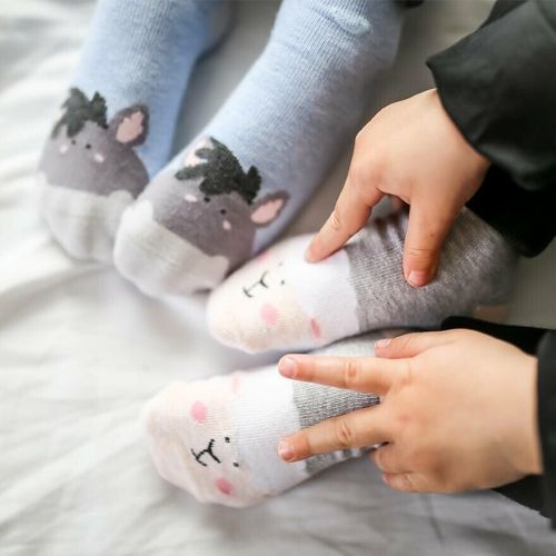 SKARPETKI NIEMOWLĘCE COTTON CANDY 138 14-16 różowy/żyrafa 357 na Arena.pl