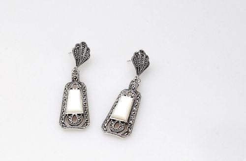 srebrne piękne wiszące kolczyki z masą perłową i markazytami na Arena.pl