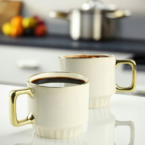 CERAMICZNY KUBEK NA KAWĘ HERBATĘ KREMOWY ZDOBIONY ZE ZŁOTYM UCHEM 320ML na Arena.pl