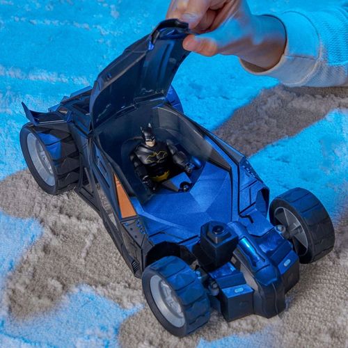 ZESTAW BATMAN BATMOBILE ZDALNIE STEROWANY + FIGURKA POJAZD AUTO RC PILOT na Arena.pl