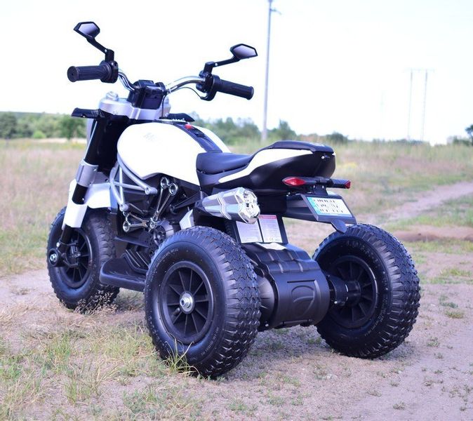 NAJNOWSZY WIELKI MOTOR , POMPOWANE KOŁA, PANEL, DŹWIĘKI, SKÓRA, STRONG2/1600 zdjęcie 7