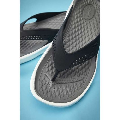 Crocs LITERIDE FLIP 05M BLACK SMOKE M4 na Arena.pl