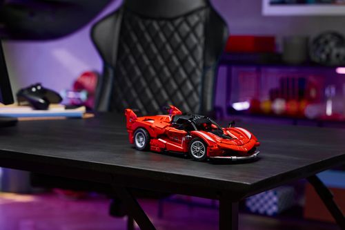 LEGO Technic Ferrari FXX K 42212 - realistyczny model sportowego auta na Arena.pl