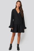 Sukienka czarny mini NA-KD 32