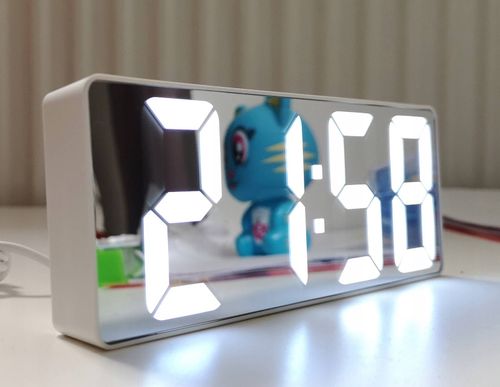 ELEKTRONICZNY ZEGAREK BUDZIK Z CZUJNIKIEM DŹWIĘKU na Arena.pl