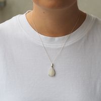 Zawieszka z Morganitem w srebrze rodowanym