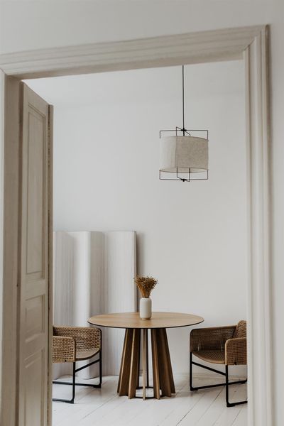 Stół TAVLE dąb naturalny śr. 145 cm zdjęcie 4