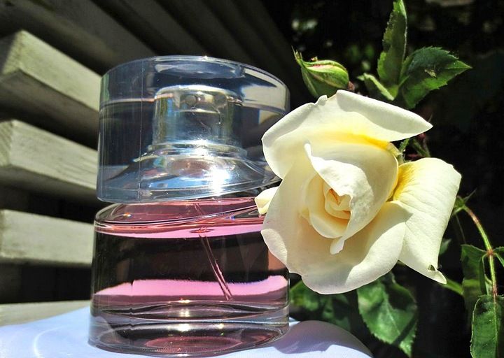 HUGO BOSS FEMME EDP 75ML FLAKON BEZ KORKA zdjęcie 5