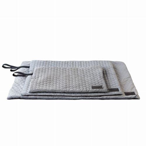 Mata Legowisko dla psa Blomst Sage Szara M 67x86cm na Arena.pl