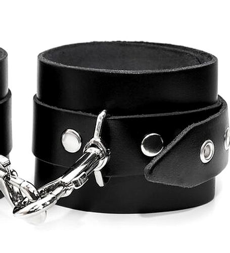 Kajdany na nogi na Arena.pl