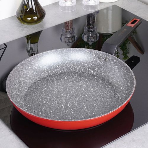 Patelnia granitowa TAURUS 30 cm na Arena.pl