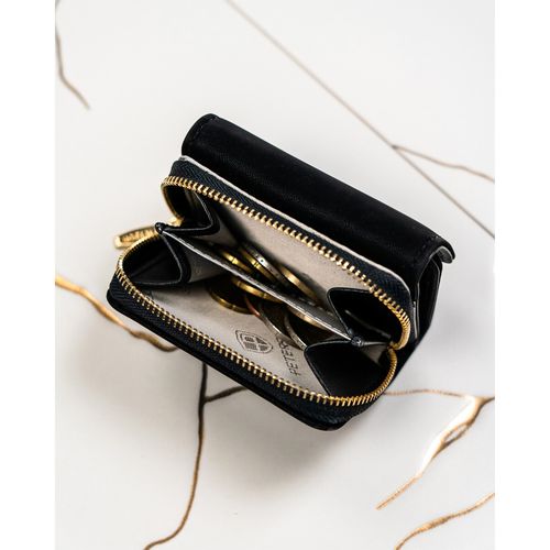 mały portfel damski na zatrzask ze złotymi akcentami - peterson na Arena.pl