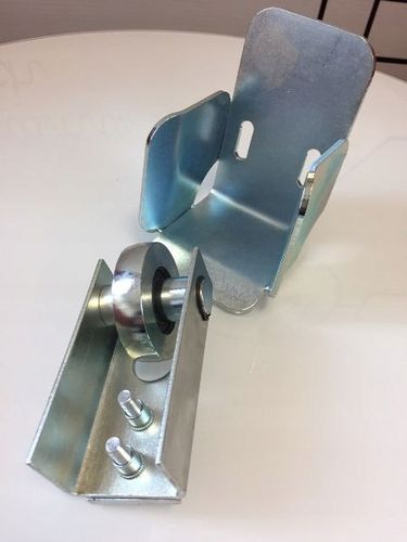 ZESTAW wózek wózki rolki do bramy przesuwnej 70x70 MADE IN POLAND 6 rolek na Arena.pl