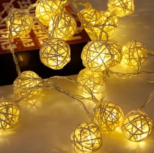 Rattanowa ozdoba LED na Arena.pl