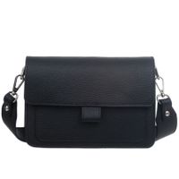 VERA PELLE torebka skórzana listonoszka z szerokim paskiem V721 czarna