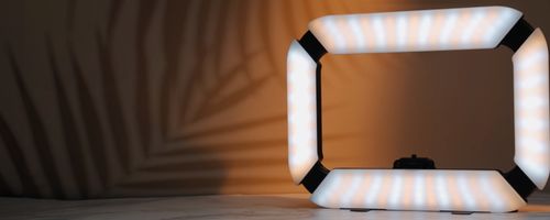 Lampa LED z adapterem do smartfona Ulanzi U200 - WB (2500 K - 8500 K) na Arena.pl