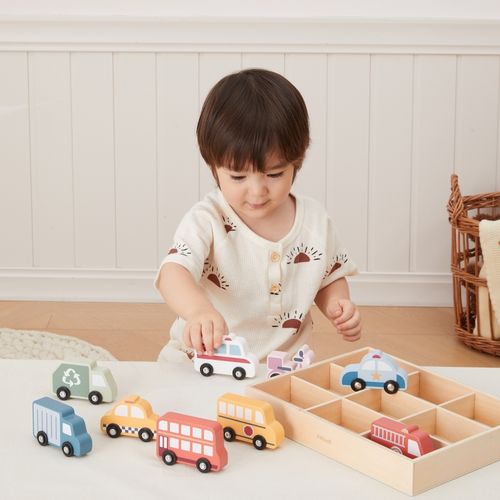 ZESTAW 9 KOLOROWYCH POJAZDÓW na Arena.pl